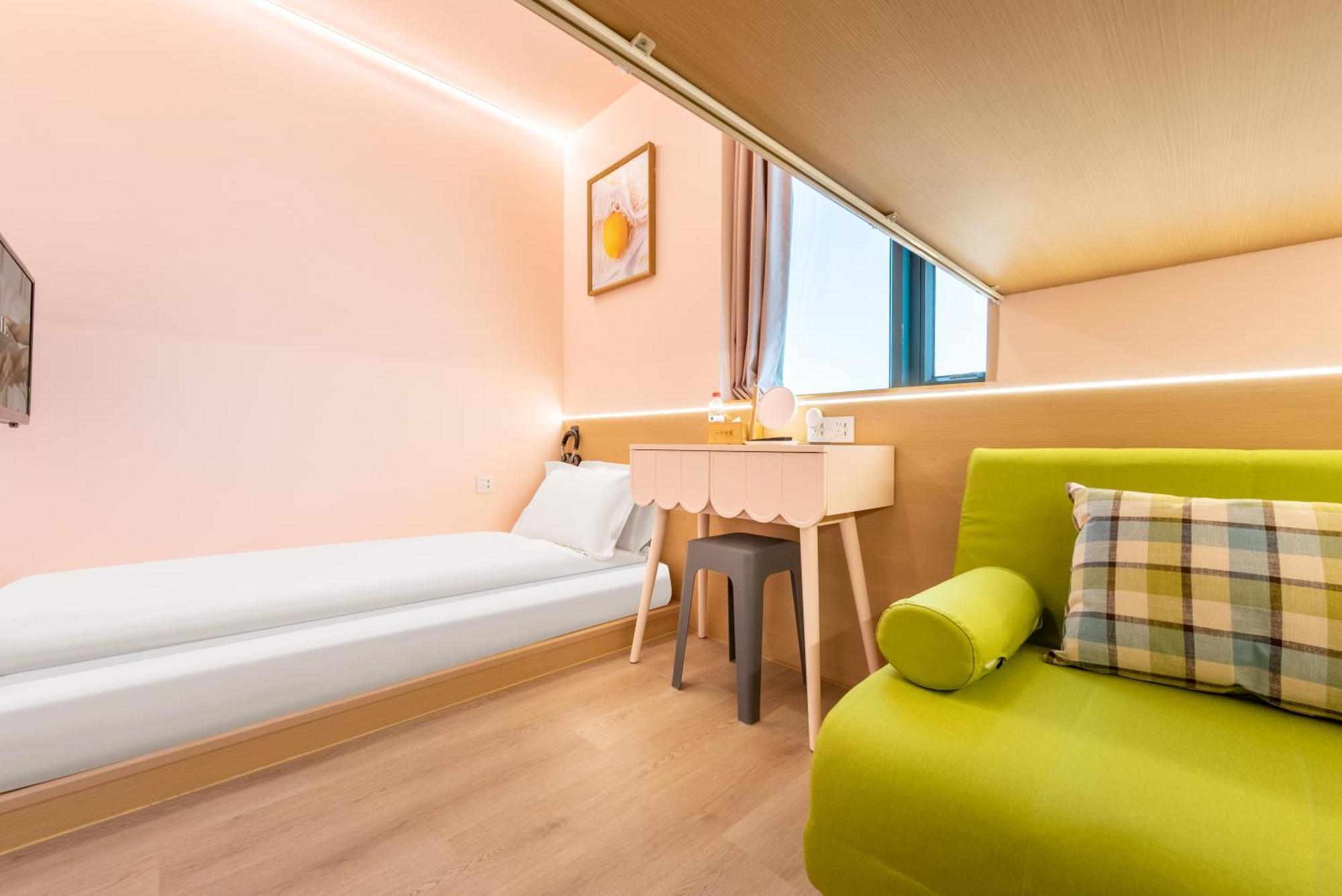 Lemon Hotel - Metro Line 1 Line 7 Changshu Road 200 Meters Шанхай Екстериор снимка